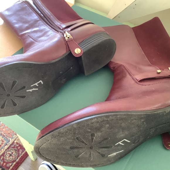 Isaac Mizrahi Size 9M boots - Picture 4 of 5